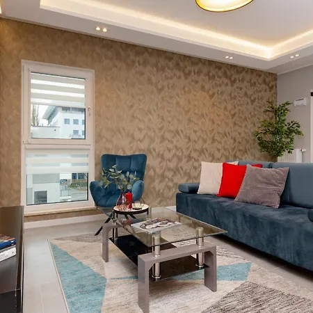 Cassia's Mokosfera By Renters Prestige * Warsaw